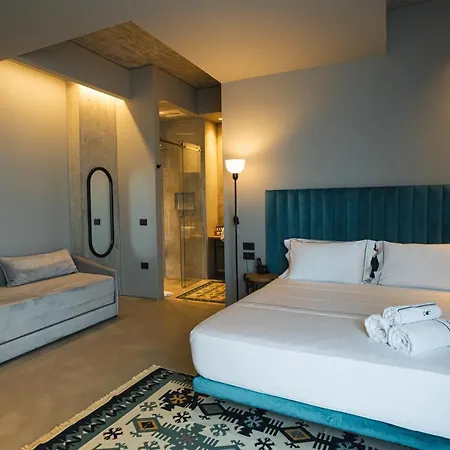 Dot Tradition * Vlorë