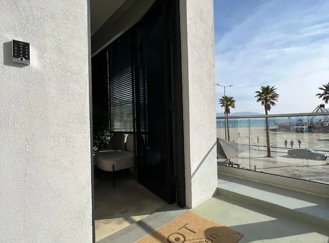 Dot Tradition Szálloda