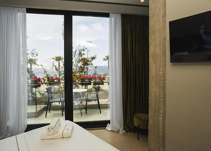 Dot Tradition Szálloda Vlora