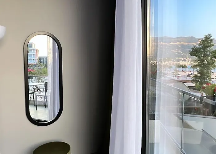 Dot Tradition * Vlora