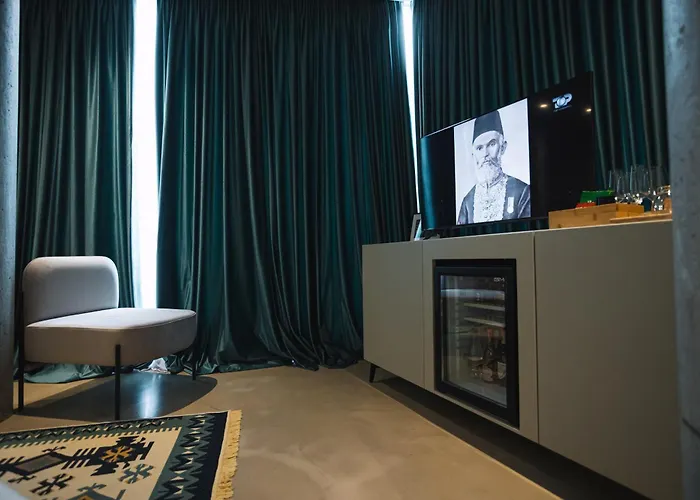 Dot Tradition Szálloda *