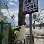Dot Tradition Hotel Wlora