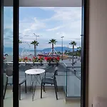 Dot Tradition Hotel Wlora