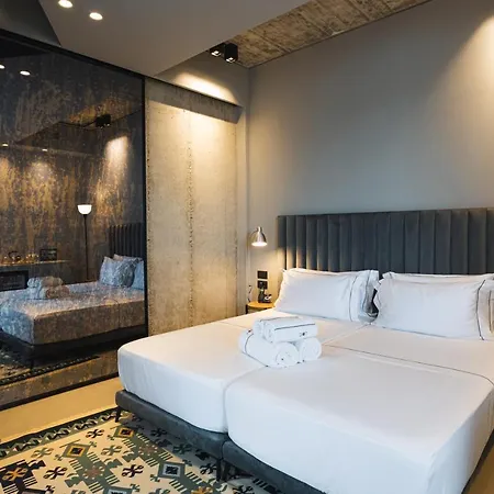 Dot Tradition Vlorë