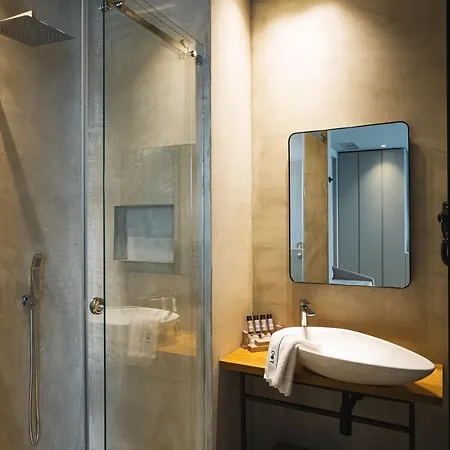 Dot Tradition Hotel *