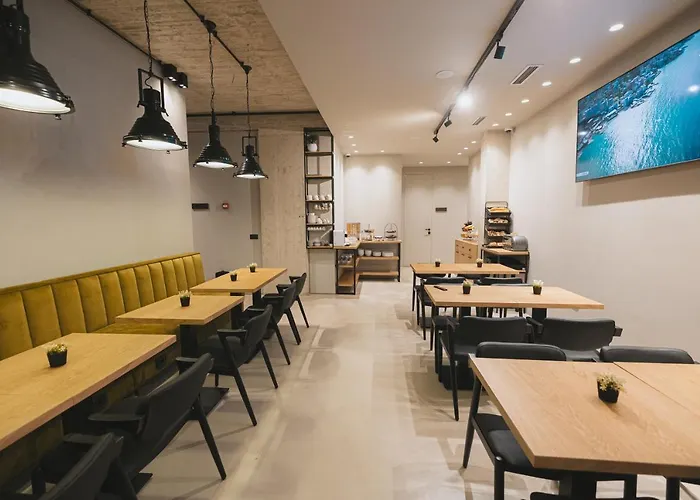 Dot Tradition Otel Avlonya