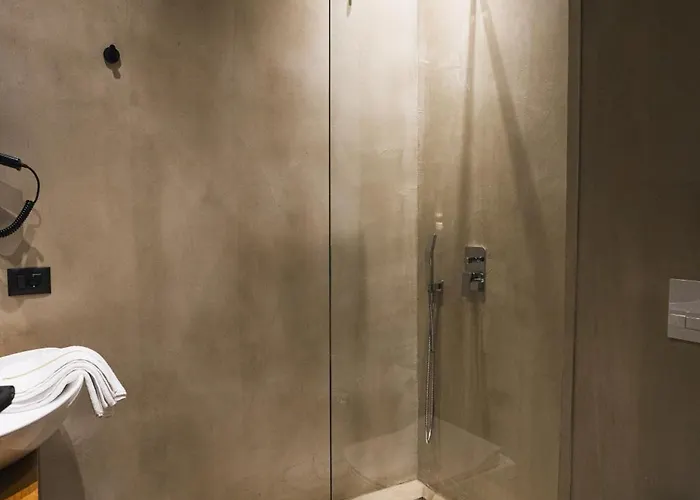 Otel Dot Tradition Avlonya